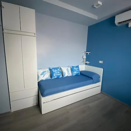 La Mansarda Azzurra - Ariston Mare E Porto Vecchio A 3 Minuti Appartement *